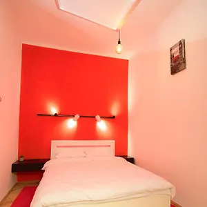 red-and-yellow-apartment-modern.hotelslviv.net/